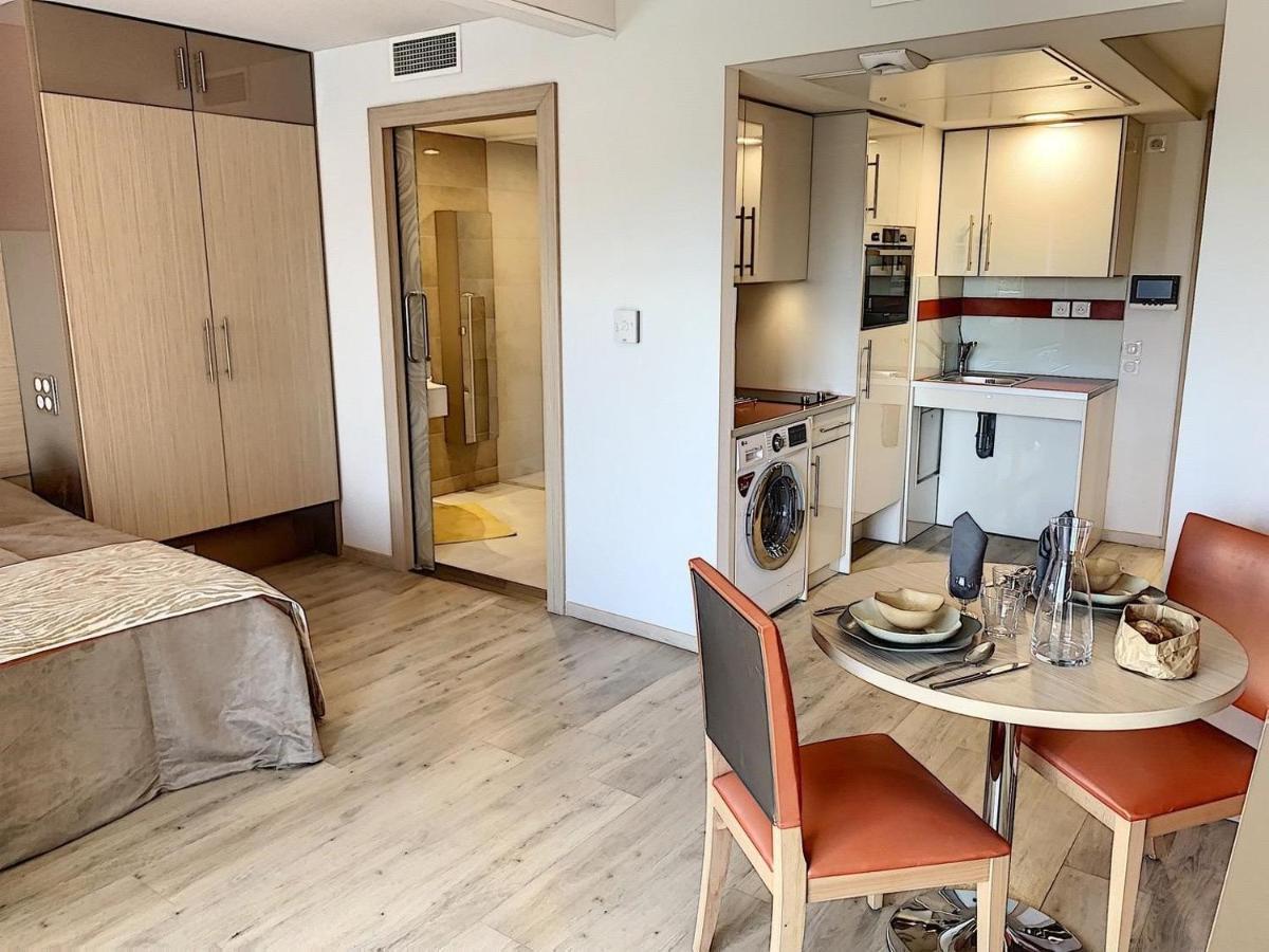 Zenao Montreuil- Croix De Chavaux Apartment Montreuil  Ngoại thất bức ảnh