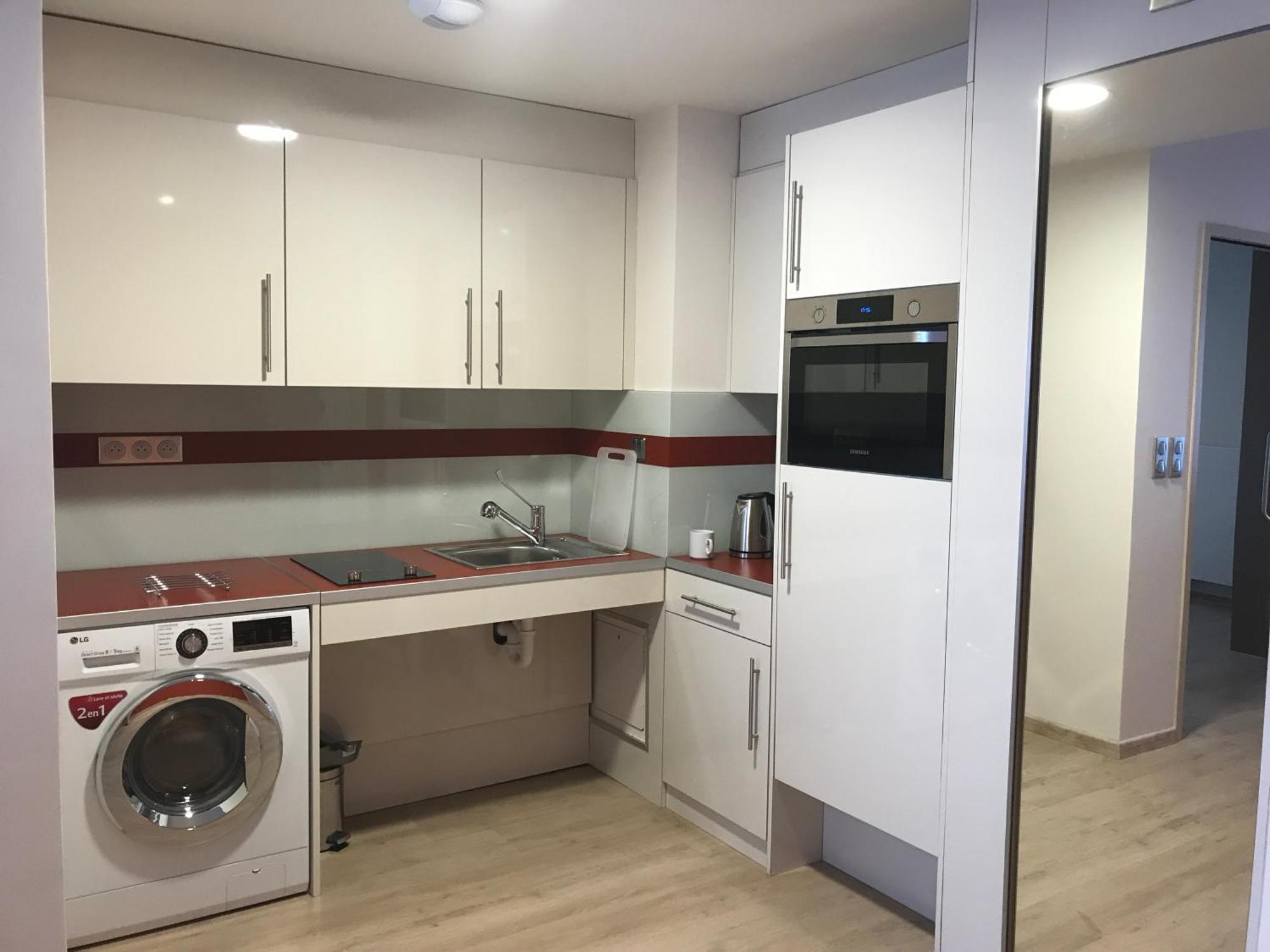 Zenao Montreuil- Croix De Chavaux Apartment Montreuil  Ngoại thất bức ảnh
