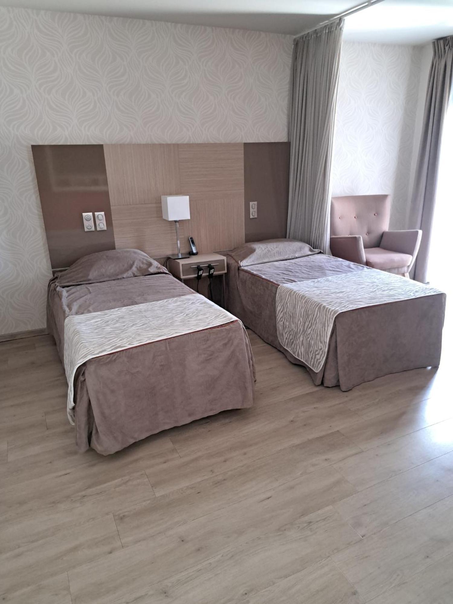 Zenao Montreuil- Croix De Chavaux Apartment Montreuil  Ngoại thất bức ảnh